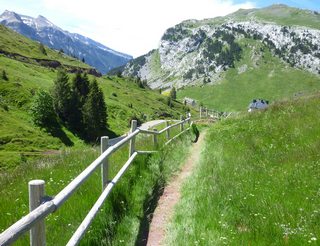 Chemins de Saint-Jacques en Aragon dans les Pyrénées