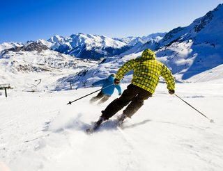 Ski alpin en Aragon dans les Pyrénées