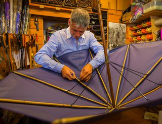 Parapluie de berger fabriqué en Béarn Pyrénées